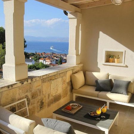 Villa Aries Supetar Bagian luar foto
