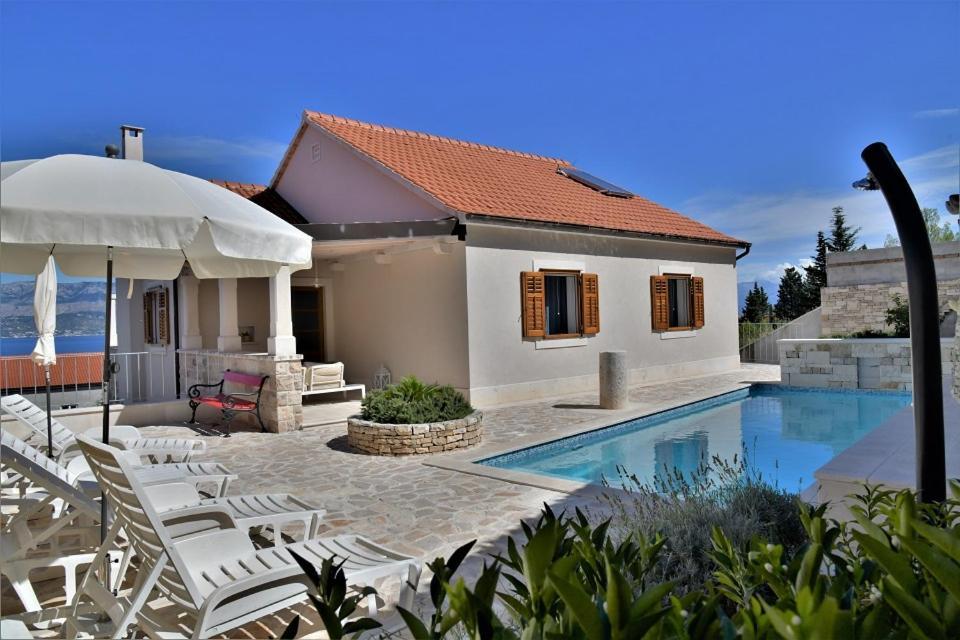 Villa Aries Supetar Bagian luar foto