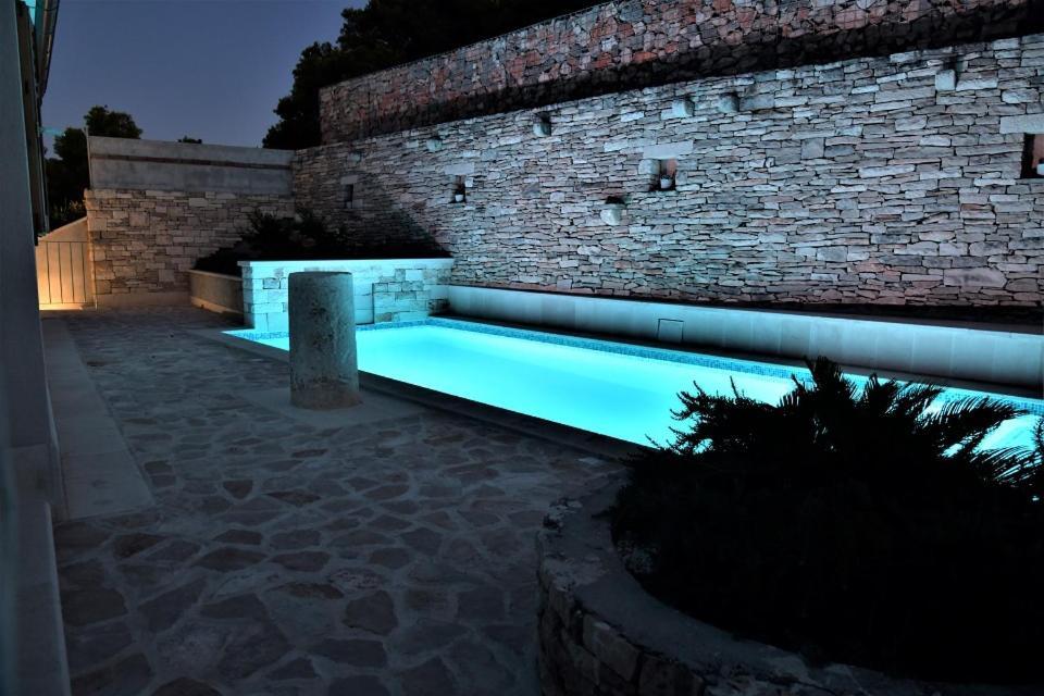Villa Aries Supetar Bagian luar foto