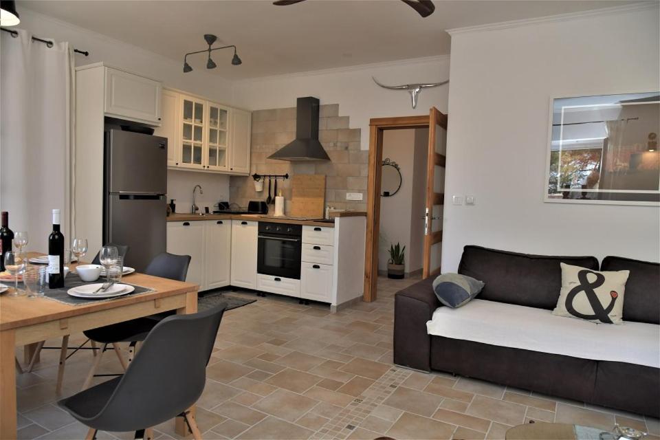 Villa Aries Supetar Bagian luar foto