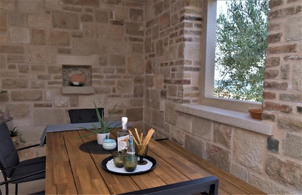 Villa Aries Supetar Bagian luar foto